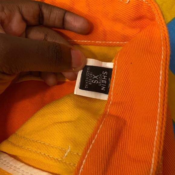 SHEIN High Waist jeans pant - Picture 2 of 3